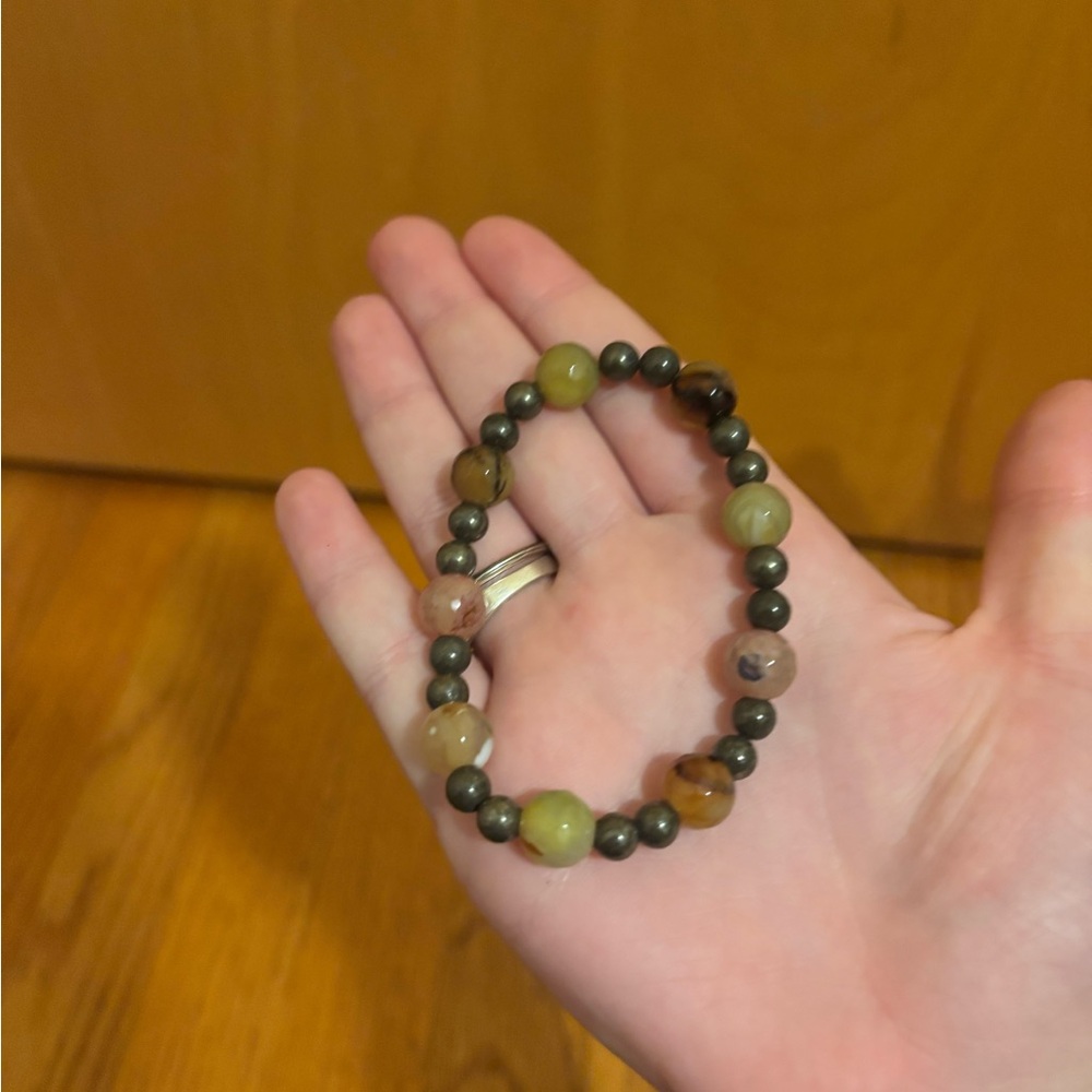Source Unknown Green and Brown Beaded Bracelet